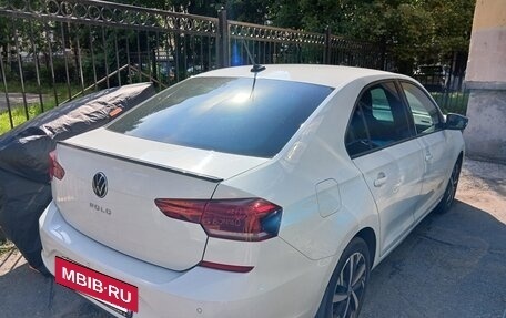 Volkswagen Polo VI (EU Market), 2021 год, 680 000 рублей, 3 фотография