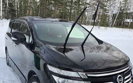Nissan Elgrand III, 2019 год, 3 500 000 рублей, 2 фотография
