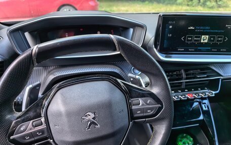Peugeot 2008 II, 2021 год, 2 100 000 рублей, 11 фотография