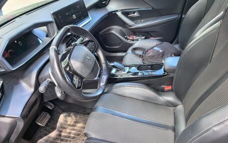 Peugeot 2008 II, 2021 год, 2 100 000 рублей, 7 фотография