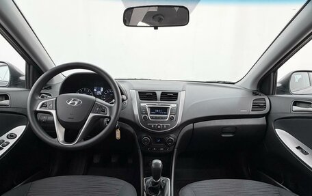 Hyundai Solaris II рестайлинг, 2015 год, 1 435 000 рублей, 14 фотография