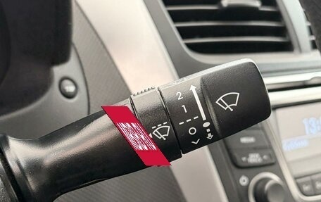 Hyundai Solaris II рестайлинг, 2015 год, 1 435 000 рублей, 18 фотография