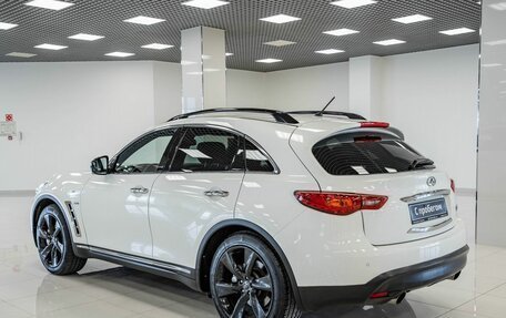 Infiniti QX70, 2014 год, 2 352 000 рублей, 6 фотография