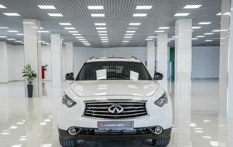 Infiniti QX70, 2014 год, 2 352 000 рублей, 9 фотография