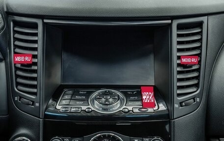 Infiniti QX70, 2014 год, 2 352 000 рублей, 16 фотография