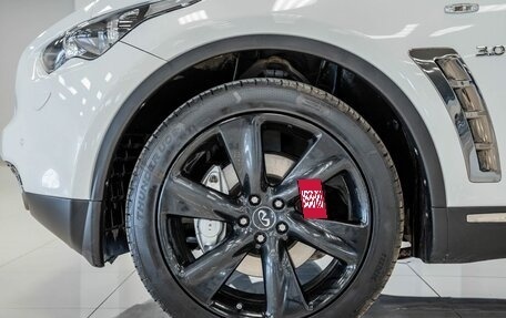 Infiniti QX70, 2014 год, 2 352 000 рублей, 26 фотография