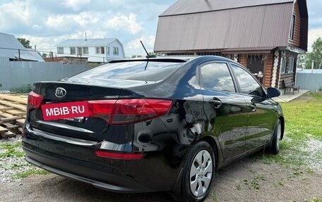 KIA Rio III рестайлинг, 2017 год, 1 250 000 рублей, 23 фотография