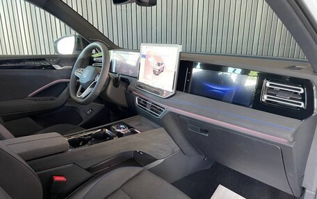Volkswagen Tiguan, 2026 год, 4 899 000 рублей, 15 фотография