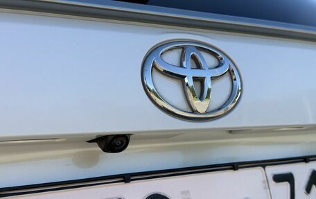 Toyota RAV4, 2020 год, 3 650 000 рублей, 9 фотография