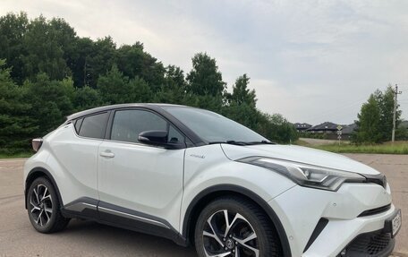 Toyota C-HR I рестайлинг, 2018 год, 2 100 000 рублей, 7 фотография