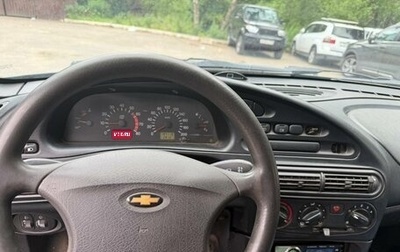 Chevrolet Niva I рестайлинг, 2004 год, 210 000 рублей, 1 фотография