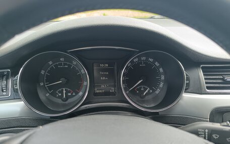 Skoda Superb III рестайлинг, 2009 год, 1 090 000 рублей, 13 фотография