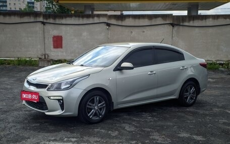 KIA Rio IV, 2018 год, 1 065 000 рублей, 10 фотография