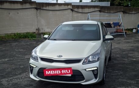 KIA Rio IV, 2018 год, 1 065 000 рублей, 12 фотография