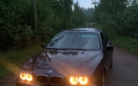 BMW 5 серия, 1996 год, 650 000 рублей, 4 фотография
