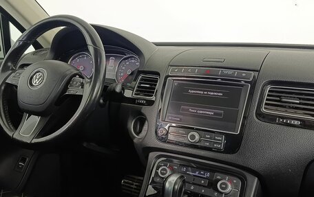 Volkswagen Touareg III, 2017 год, 3 450 000 рублей, 12 фотография
