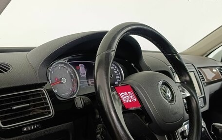 Volkswagen Touareg III, 2017 год, 3 450 000 рублей, 9 фотография