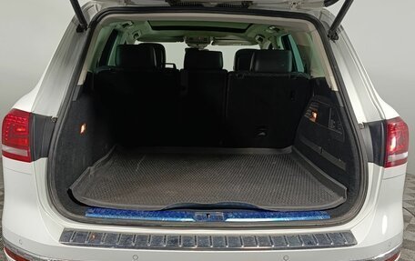 Volkswagen Touareg III, 2017 год, 3 450 000 рублей, 19 фотография