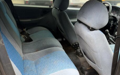 Chevrolet Niva I рестайлинг, 2004 год, 210 000 рублей, 2 фотография