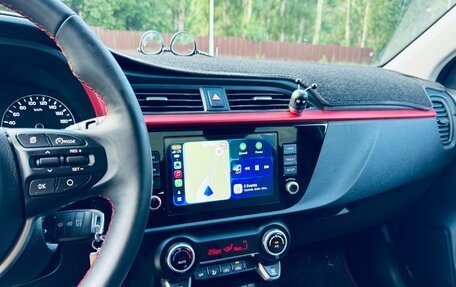 KIA Rio IV, 2021 год, 1 800 000 рублей, 10 фотография
