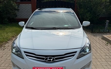 Hyundai Solaris II рестайлинг, 2016 год, 960 000 рублей, 2 фотография