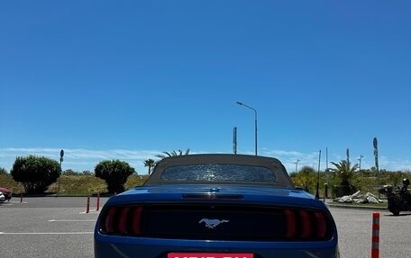 Ford Mustang VI рестайлинг, 2018 год, 2 900 000 рублей, 5 фотография