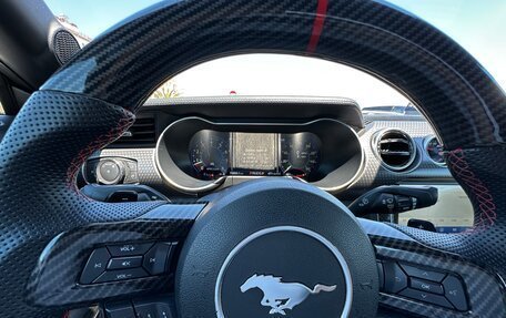 Ford Mustang VI рестайлинг, 2018 год, 2 900 000 рублей, 11 фотография