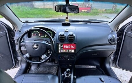 Chevrolet Aveo III, 2011 год, 550 000 рублей, 24 фотография