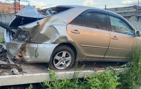 Toyota Camry V40, 2004 год, 200 000 рублей, 1 фотография