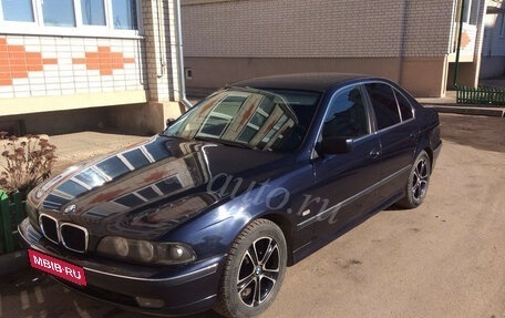 BMW 5 серия, 2000 год, 333 333 рублей, 1 фотография