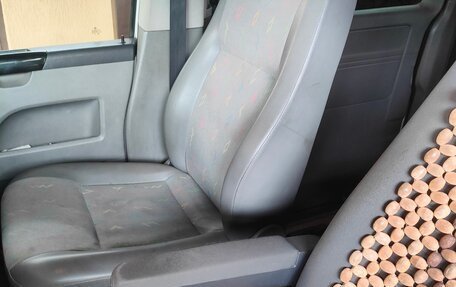 Volkswagen Caravelle T5, 2011 год, 1 650 000 рублей, 7 фотография