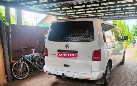 Volkswagen Caravelle T5, 2011 год, 1 650 000 рублей, 11 фотография