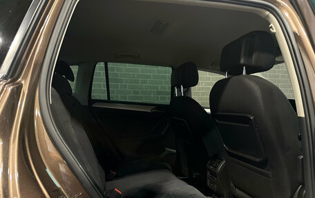 Volkswagen Tiguan II, 2018 год, 2 785 000 рублей, 4 фотография
