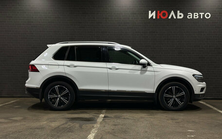 Volkswagen Tiguan II, 2017 год, 2 685 000 рублей, 4 фотография