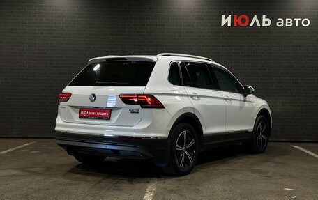 Volkswagen Tiguan II, 2017 год, 2 685 000 рублей, 5 фотография