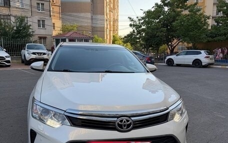 Toyota Camry, 2016 год, 2 500 000 рублей, 2 фотография