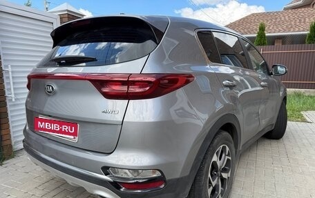 KIA Sportage IV рестайлинг, 2021 год, 2 250 000 рублей, 4 фотография