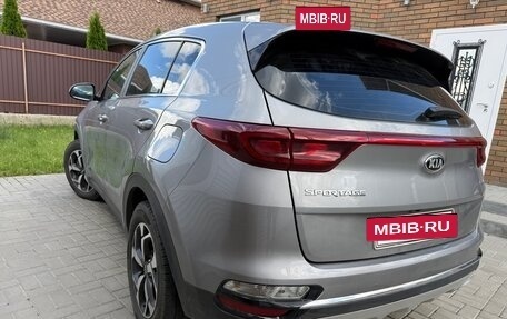 KIA Sportage IV рестайлинг, 2021 год, 2 250 000 рублей, 5 фотография