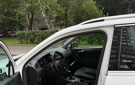 Volkswagen Tiguan II, 2018 год, 2 500 000 рублей, 9 фотография
