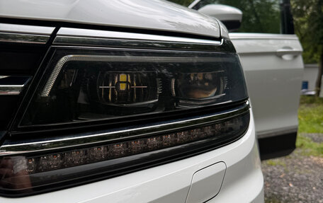 Volkswagen Tiguan II, 2018 год, 2 500 000 рублей, 17 фотография