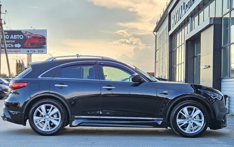 Infiniti FX II, 2010 год, 1 099 000 рублей, 4 фотография