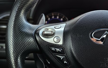 Infiniti FX II, 2010 год, 1 099 000 рублей, 19 фотография