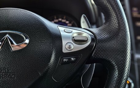 Infiniti FX II, 2010 год, 1 099 000 рублей, 20 фотография
