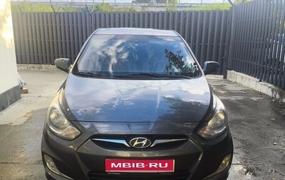 Hyundai Solaris II рестайлинг, 2012 год, 750 000 рублей, 1 фотография