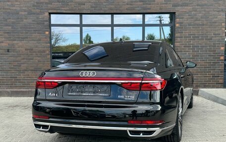 Audi A8, 2018 год, 3 300 000 рублей, 4 фотография