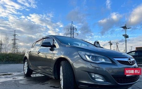 Opel Astra J, 2011 год, 680 000 рублей, 17 фотография