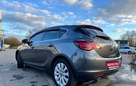 Opel Astra J, 2011 год, 680 000 рублей, 25 фотография