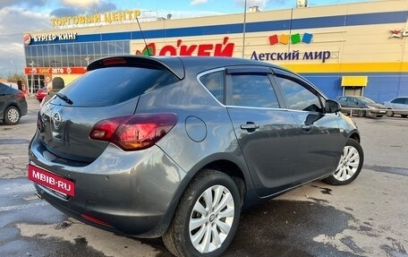 Opel Astra J, 2011 год, 680 000 рублей, 26 фотография