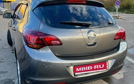 Opel Astra J, 2011 год, 680 000 рублей, 24 фотография