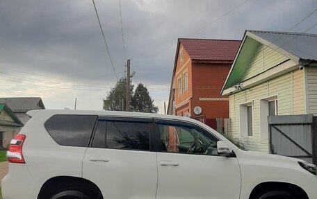 Toyota Land Cruiser Prado 150 рестайлинг 2, 2017 год, 4 200 000 рублей, 2 фотография